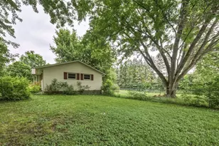 5101 Sindelar Dr, Eau Claire, WI 54701 - Photo 4