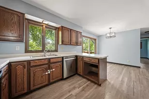 5101 Sindelar Dr, Eau Claire, WI 54701 - Photo 18