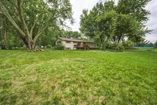 5101 Sindelar Dr, Eau Claire, WI 54701 - Photo 8