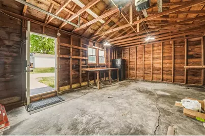 1021 Essex Street, Eau Claire, WI 54703 - Photo 32