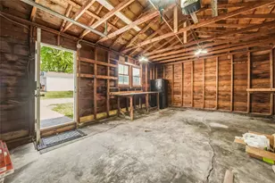1021 Essex St, Eau Claire, WI 54703 - Photo 32
