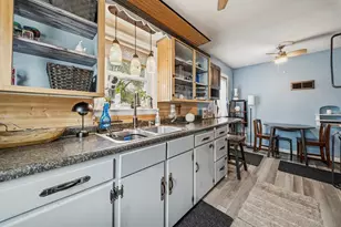 1525 Lee St, Eau Claire, WI 54701 - Photo 8