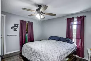 201 Lincoln St, Thorp, WI 54771 - Photo 10