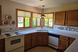 811 Forrest St, Black River Falls, WI 54615 - Photo 2