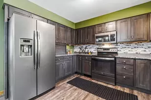 106 Lilac St, Eau Claire, WI 54703 - Photo 8