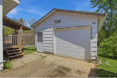 319 Park Street, Augusta, WI 54722 - Photo 4