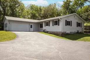 1302 15th Ave, Menomonie, WI 54751 - Photo 1