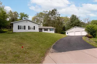 1302 15th Avenue, Menomonie, WI 54751 - Photo 6