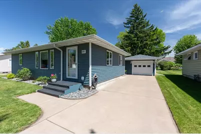 1609 Drury Avenue, Eau Claire, WI 54703 - Photo 2