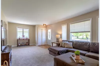 1609 Drury Avenue, Eau Claire, WI 54703 - Photo 16