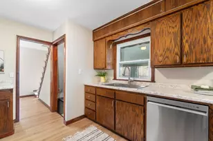 1912 Hoover Ave, Eau Claire, WI 54701 - Photo 6
