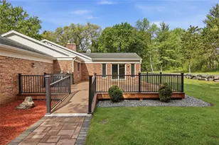 3750 Rimridge Rd, Eau Claire, WI 54701 - Photo 6