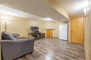S10060 Minnesota Dr, Eleva, WI 54738 - Photo 20