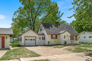 308 20th Ave, Menomonie, WI 54751 - Photo 2