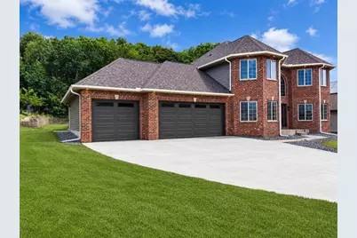 4712 Oakwood Hills Parkway, Eau Claire, WI 54701 - Photo 2