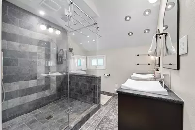 1208 State Street, Eau Claire, WI 54701 - Photo 36