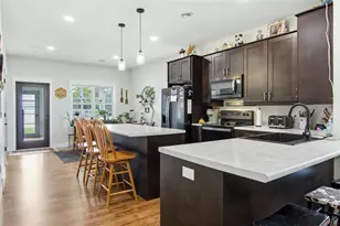 2905 Comet Ct, Eau Claire, WI 54703 - Photo 6