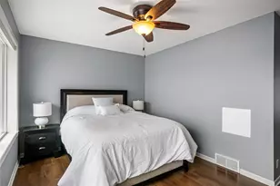912 Kewin St, Altoona, WI 54720 - Photo 16