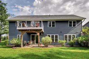 695 Autumn Dr, Altoona, WI 54720 - Photo 4