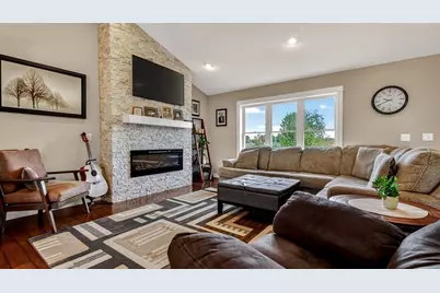 695 Autumn Drive, Altoona, WI 54720 - Photo 14