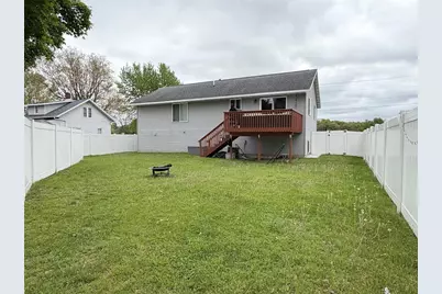 3246 Anderson Drive, Eau Claire, WI 54703 - Photo 4