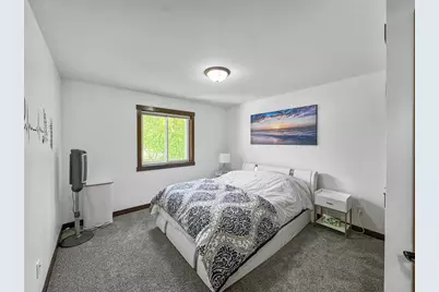 1628 Hazeltine Drive, Eau Claire, WI 54703 - Photo 14