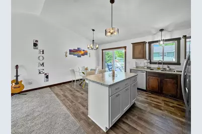 1628 Hazeltine Drive, Eau Claire, WI 54703 - Photo 6
