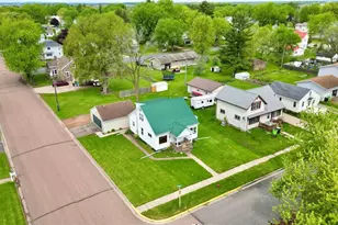 221 S Division St, Loyal, WI 54446 - Photo 34