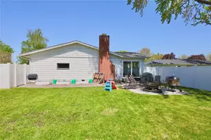 [Address not provided], Eau Claire, WI 54701 - Photo 38
