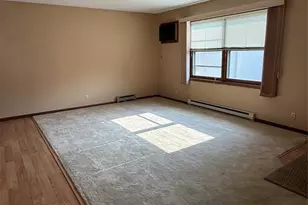 3458 Miller St, Eau Claire, WI 54701 - Photo 2