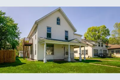 1204 State St #0, Eau Claire, WI 54701 - Photo 2