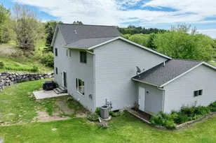 209 Lamans Ln, Eau Claire, WI 54703 - Photo 6
