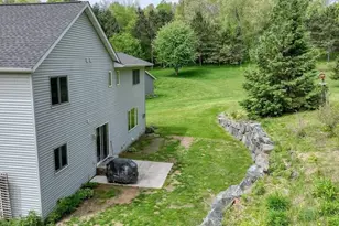 209 Lamans Ln, Eau Claire, WI 54703 - Photo 4