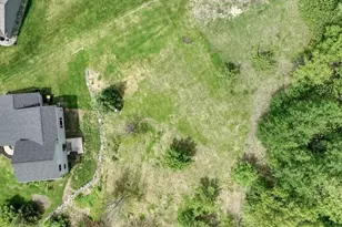 209 Lamans Ln, Eau Claire, WI 54703 - Photo 10