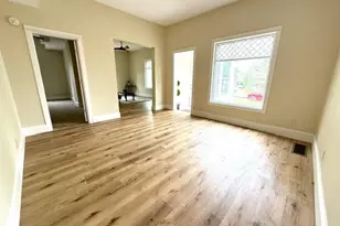 1511 Lynn Ave, Altoona, WI 54720 - Photo 4
