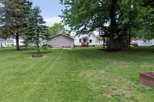551 W Main St, Mondovi, WI 54755 - Photo 48