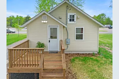 935 Hammond Avenue, Rice Lake, WI 54868 - Photo 4