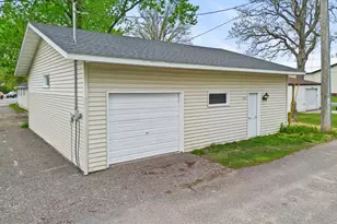 935 Hammond Ave, Rice Lake, WI 54868 - Photo 6