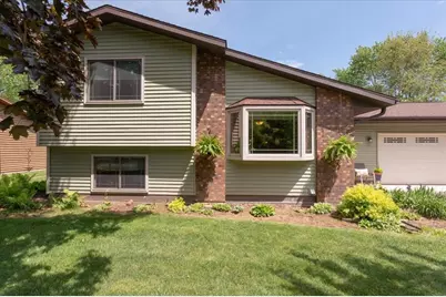 2921 Saturn Avenue, Eau Claire, WI 54703 - Photo 4