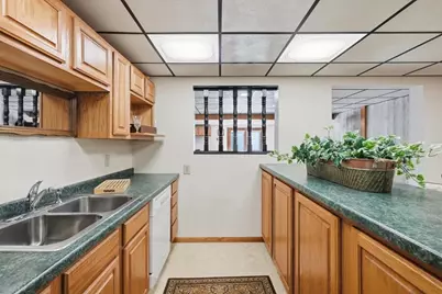 2439 14th Street, Eau Claire, WI 54703 - Photo 32