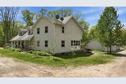 978 S County Road G, Boyd, WI 54726 - Photo 2
