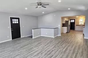 411 Poplar St, Spooner, WI 54801 - Photo 12