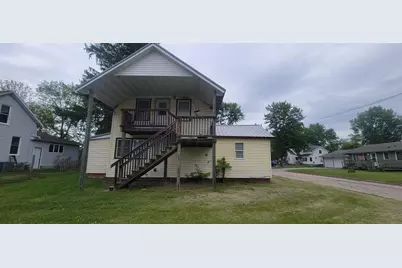 230 S 3rd Street #2, Black River Falls, WI 54615 - Photo 2