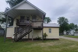 230 S 3rd St, Black River Falls, WI 54615 - Photo 2