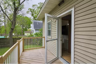 1533 E Madison Street, Eau Claire, WI 54703 - Photo 36