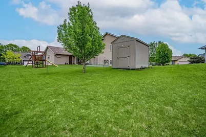 1930 Sloan Street, Eau Claire, WI 54703 - Photo 6