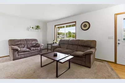 1930 Sloan Street, Eau Claire, WI 54703 - Photo 10