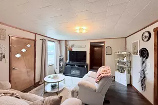 536 Olive St, Chippewa Falls, WI 54729 - Photo 4