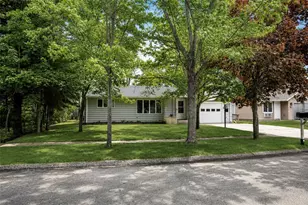2509 Blakeley Ave, Eau Claire, WI 54701 - Photo 2