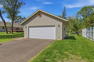 2518 Pine View Rd, Eau Claire, WI 54703 - Photo 2
